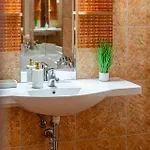 Classic Charm 2br Cornertub Smarttv