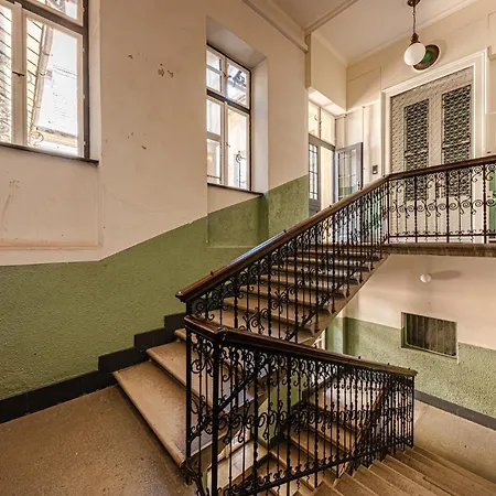 Classic Charm 2br Cornertub Smarttv Apartament *