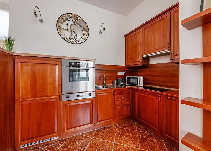 Classic Charm 2br Cornertub Smarttv