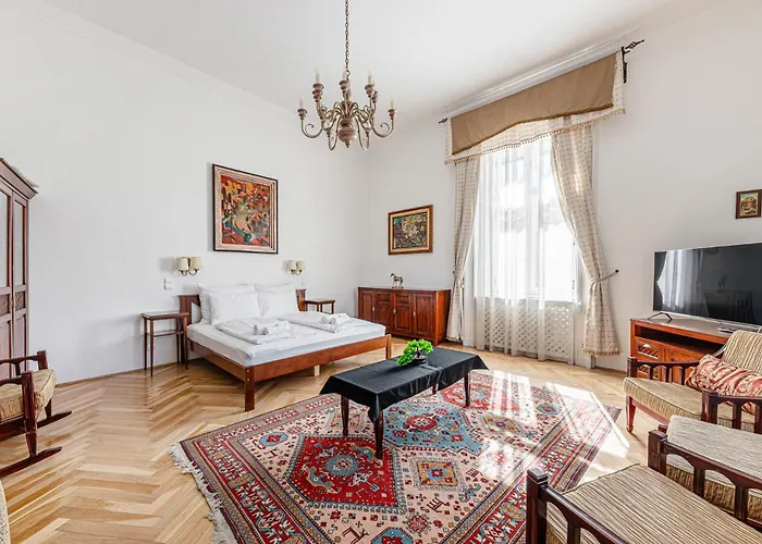 Classic Charm 2br Cornertub Smarttv *