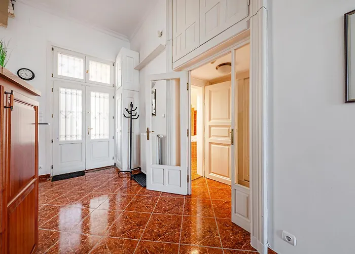 Classic Charm 2br Cornertub Smarttv Apartament *