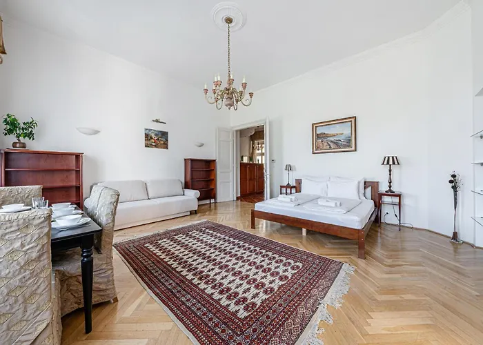 Classic Charm 2br Cornertub Smarttv Apartament *