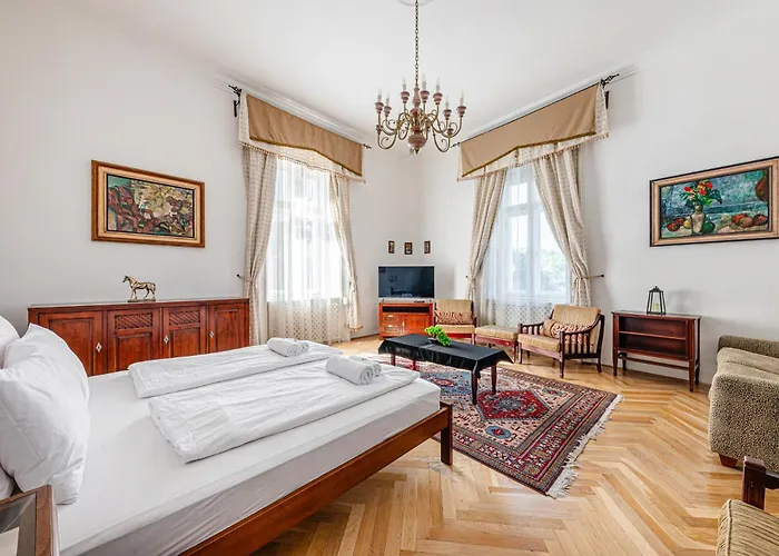 Apartament Classic Charm 2br Cornertub Smarttv Budapesta