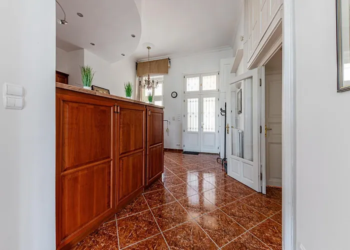 Διαμέρισμα Classic Charm 2br Cornertub Smarttv