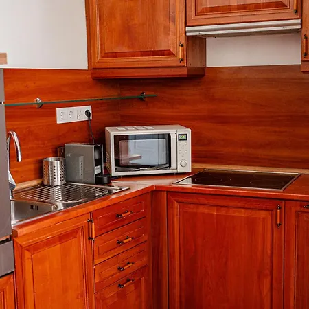 Classic Charm 2br Cornertub Smarttv 布达佩斯