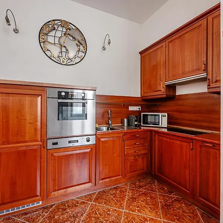 Classic Charm 2br Cornertub Smarttv