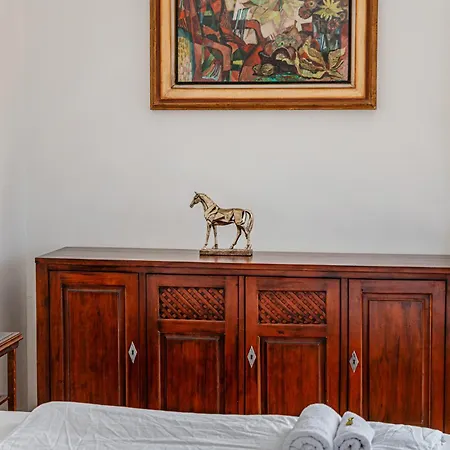 Classic Charm 2br Cornertub Smarttv 公寓